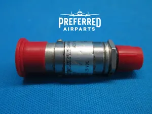 Used CCS Custom Component Bell Helicopter Pressure Switch, p/n 8G325 (12792)